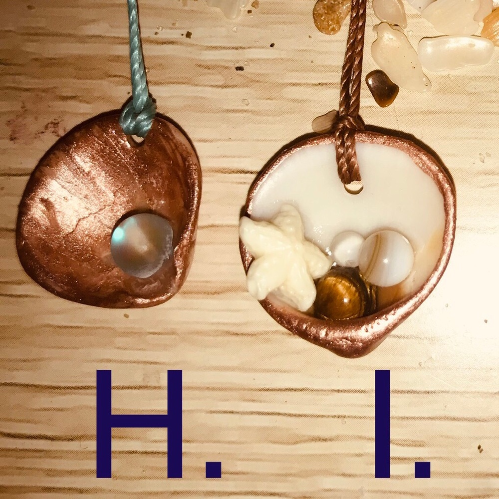 H: Authentic Dainty Seashell Necklace